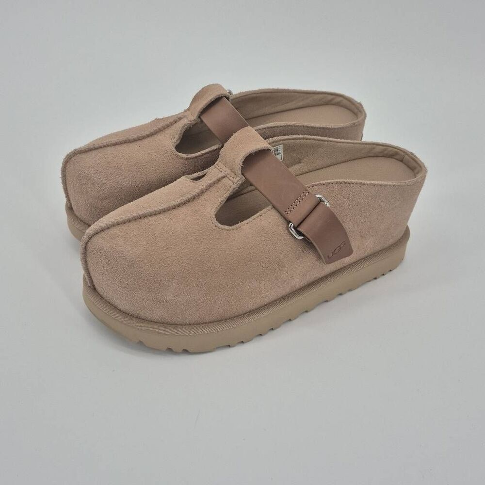 UGG Women's Goldenstar Hi Clog Sand Size 9.5